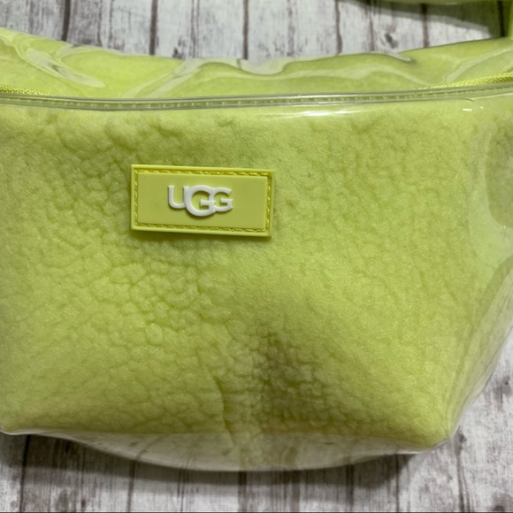 UGG Nasha Belt Bag - Clear /POLLEN - Picture 8 of 12